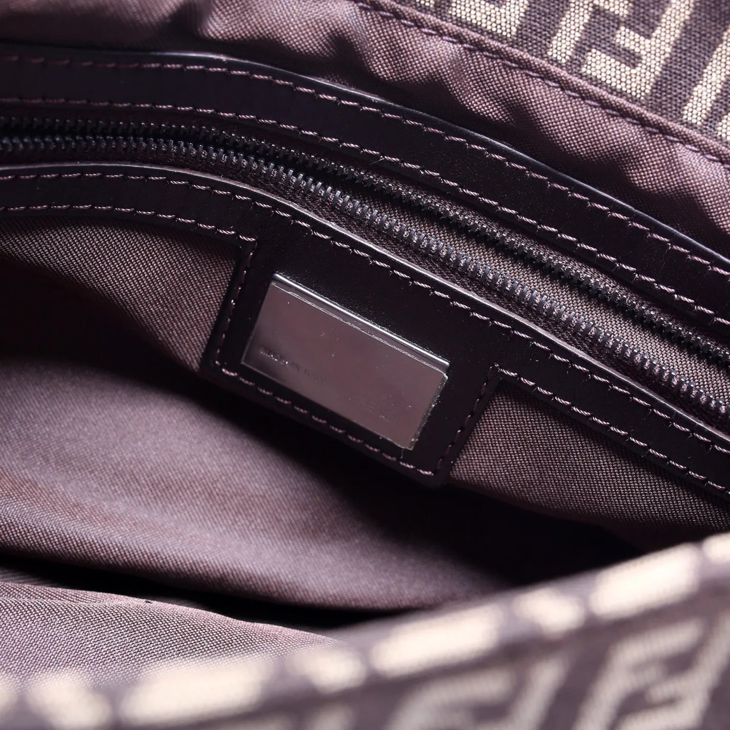 8BR320 Zucchino Shoulder Bag