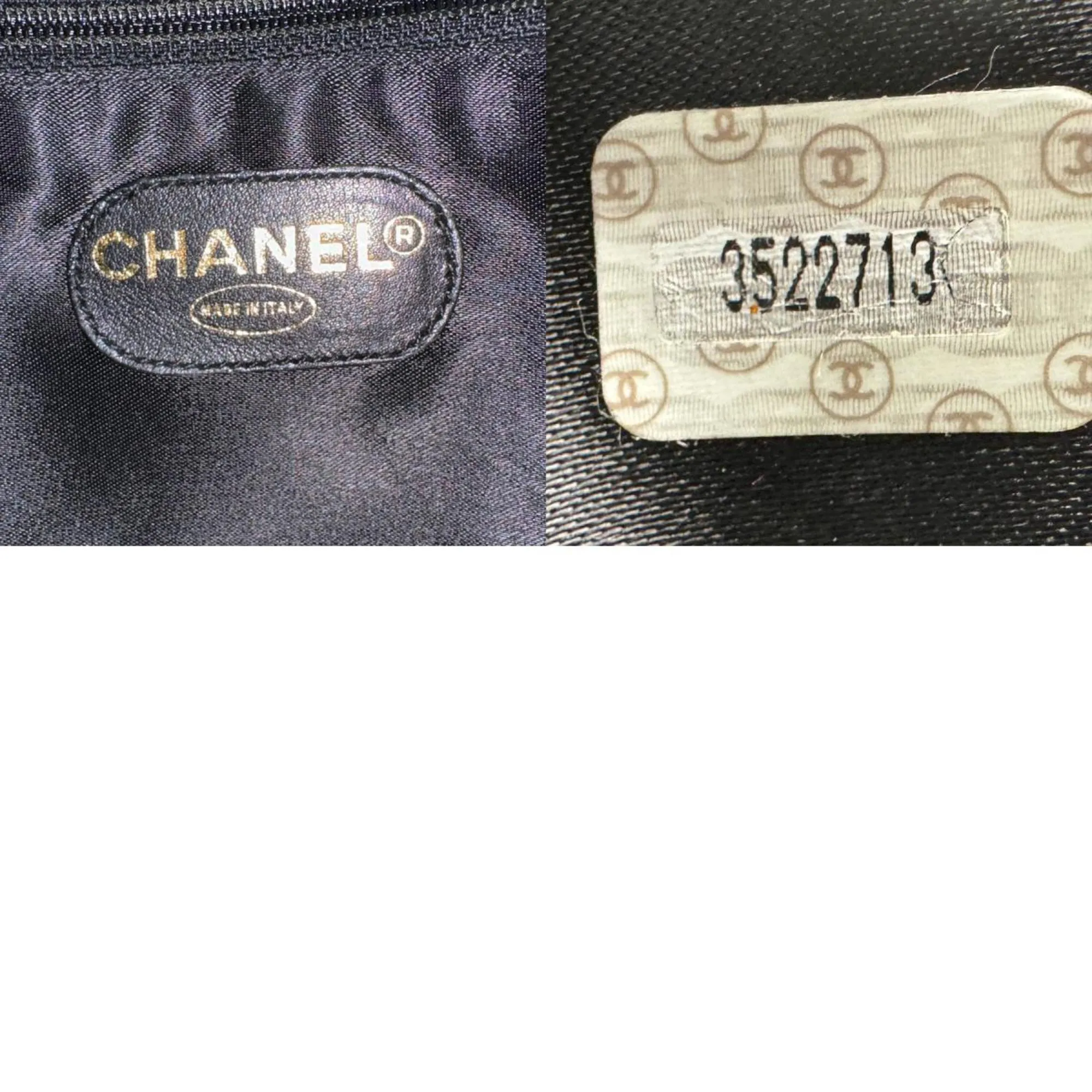CHANEL  Shoulder Bag