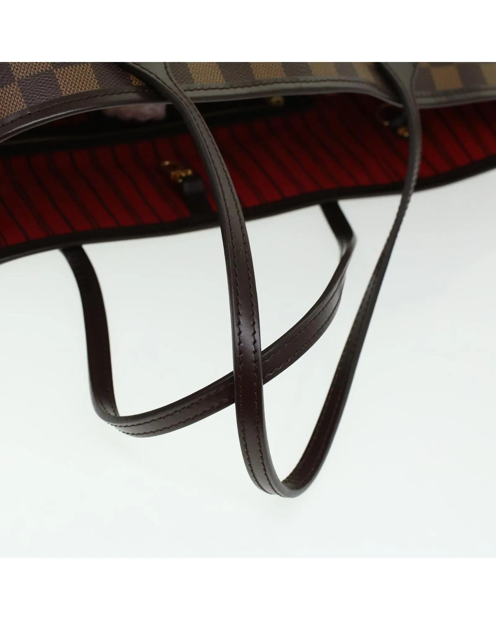 Chic Damier Ebene Tote Bag with Spacious Interior