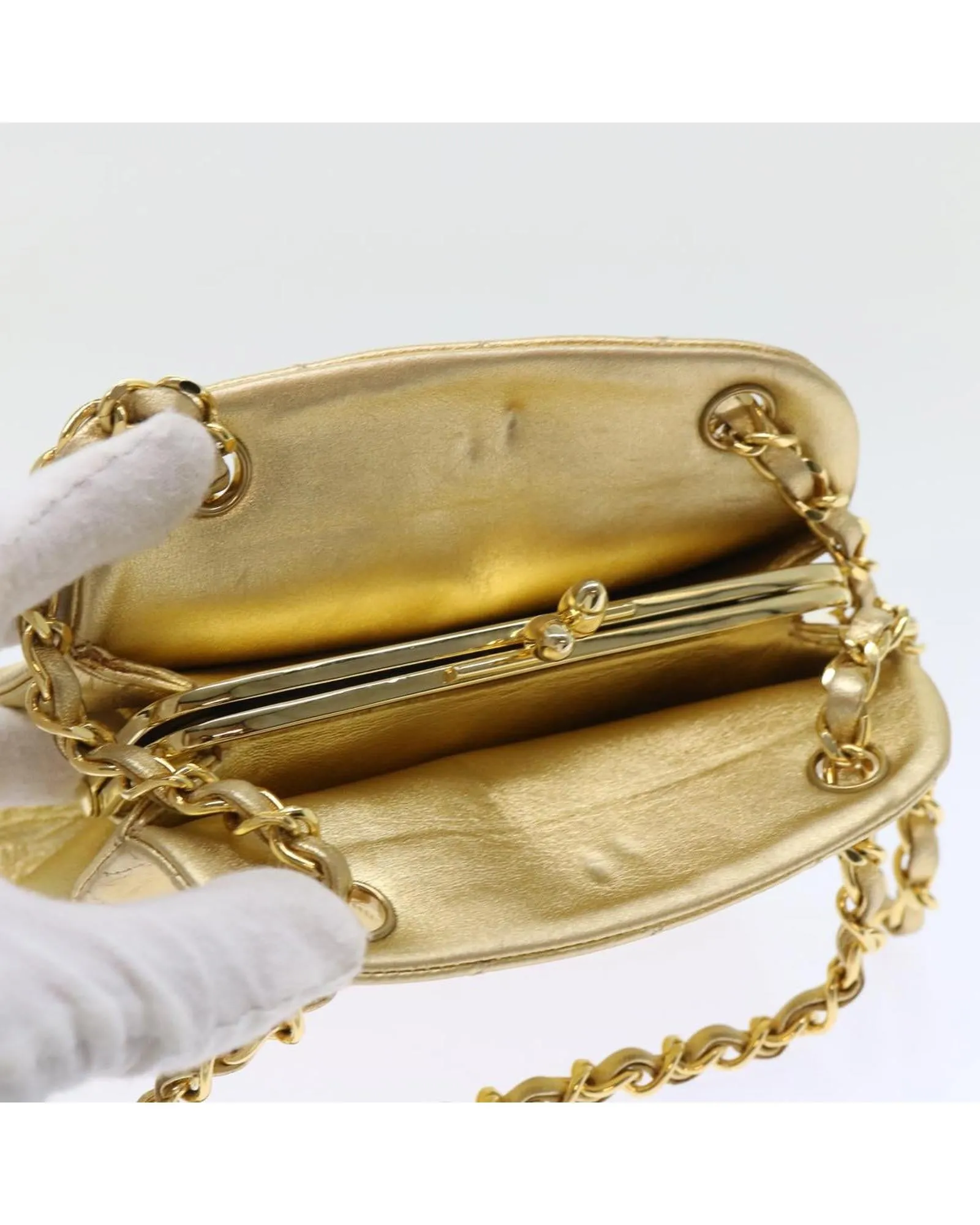 Gold Chain Matelasse Shoulder Bag - Authentic