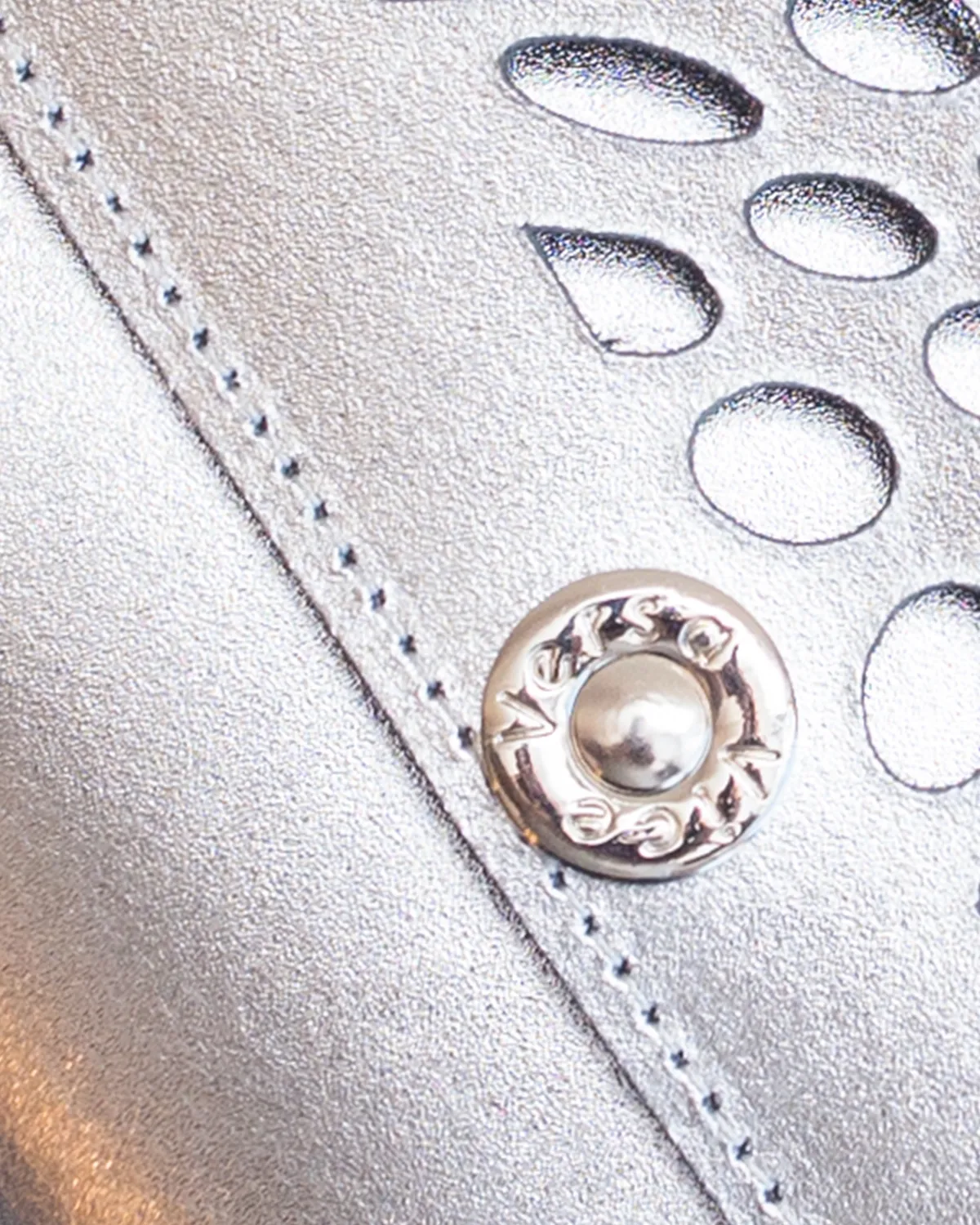 Illusion Clutch | Metallic Silver