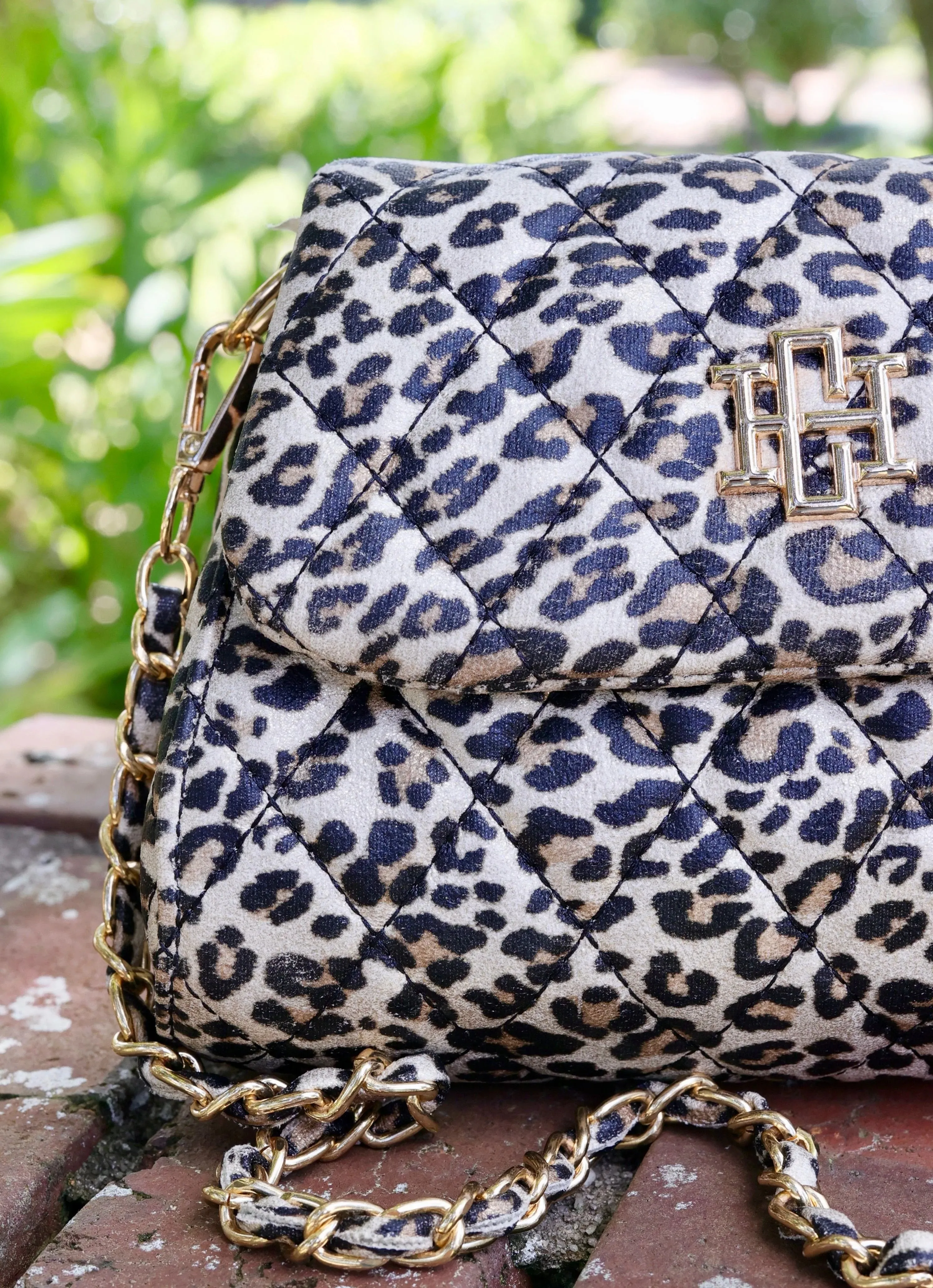 Kylie Crossbody Spotted