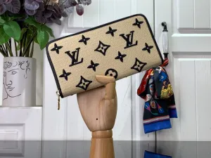Luxury Bag - LOV - 7013