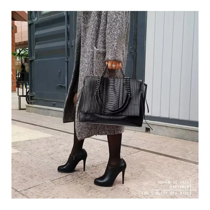 Luxury CrocLeather Tote Shoulder Bag