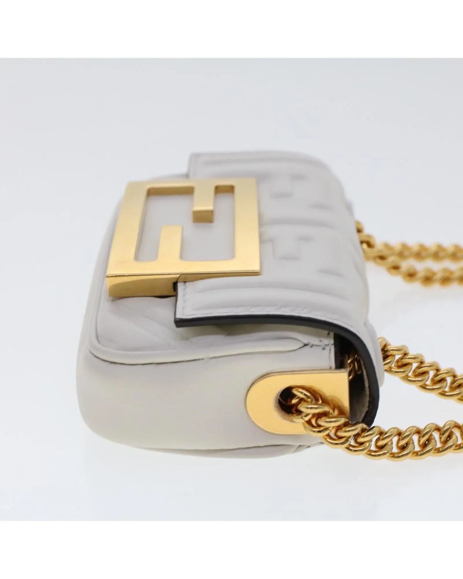 White Zucca Canvas Chain Shoulder Bag