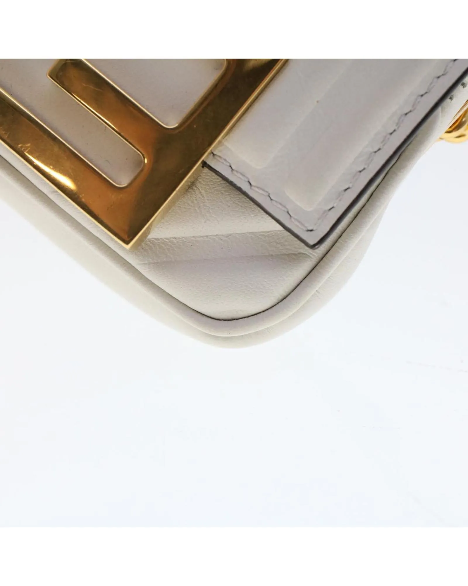 White Zucca Canvas Chain Shoulder Bag